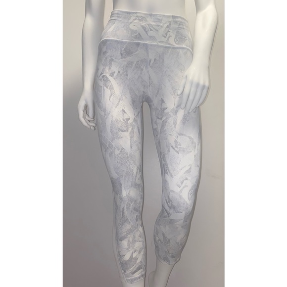 White Lululemon Active Leggings - Picture 1 of 5